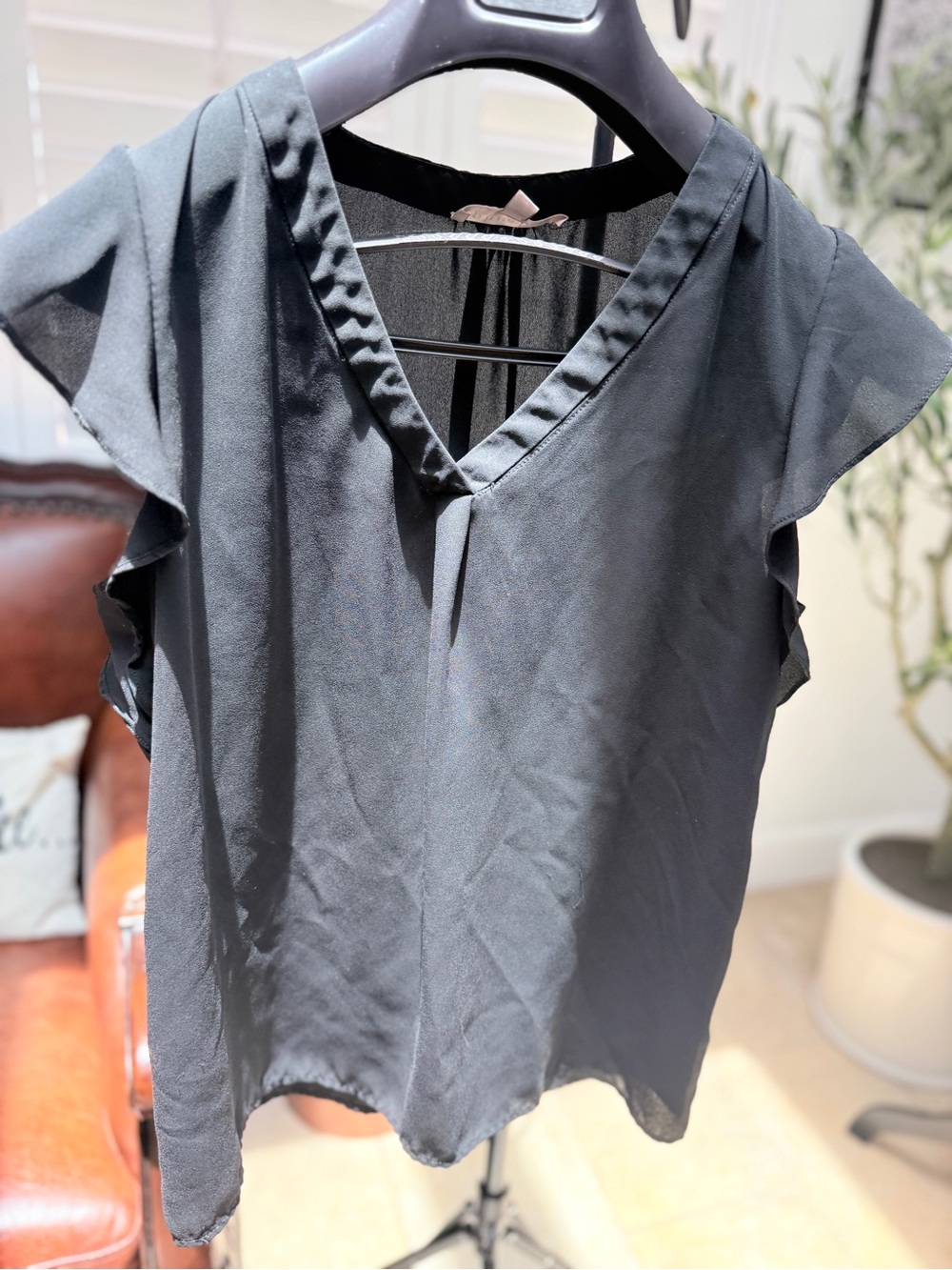 Philosophy Black V-Neck Flutter Sleeve Blouse